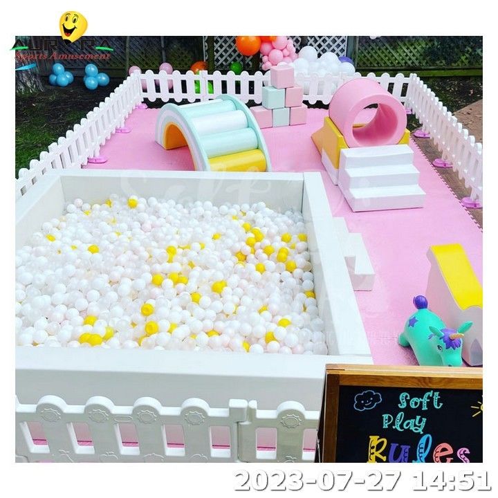 Ball Pit Pool Equipment Soft Play Fence For Kids White Soft Play Ball Pit