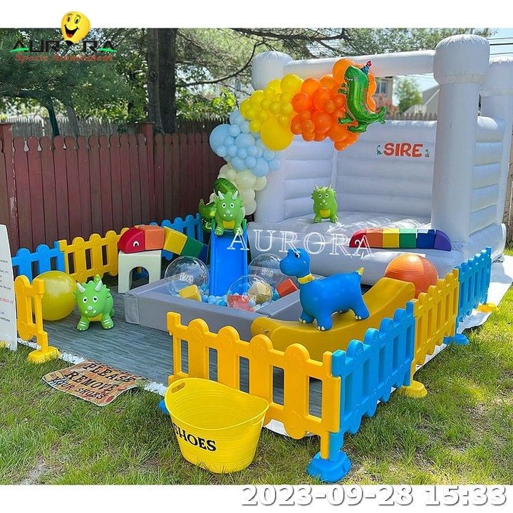 Red Outdoor Soft Play Sets Playground With Inflatable Bouncy Castle For Kids
